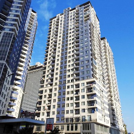 Real Palace Apartment Batumi Ngoại thất bức ảnh