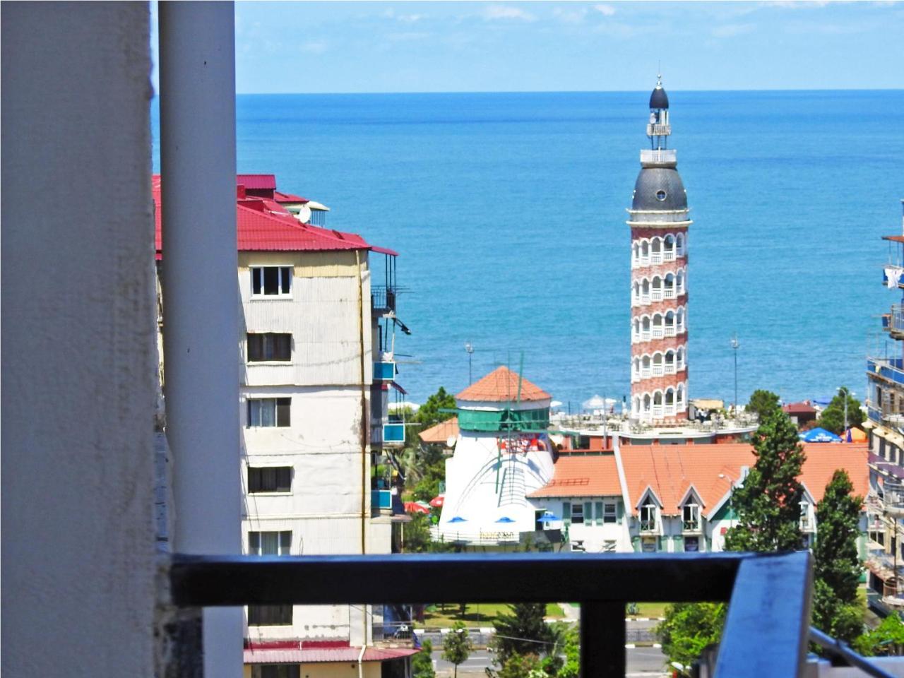 Real Palace Apartment Batumi Ngoại thất bức ảnh