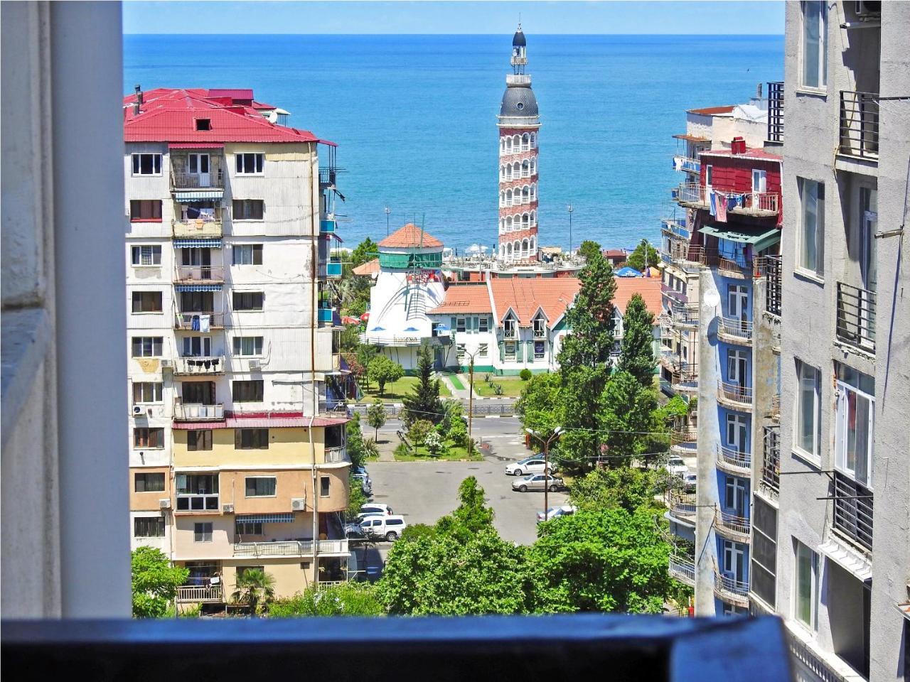 Real Palace Apartment Batumi Ngoại thất bức ảnh